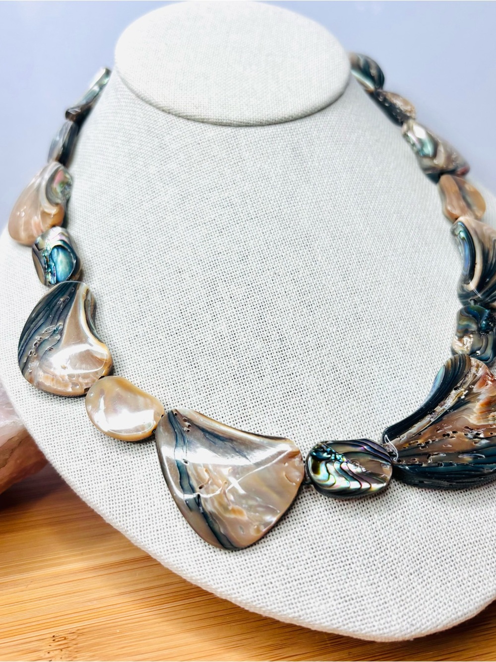 Abalone Shell Reversible Statement Necklace Iridescent Green Blue - Picture 8 of 9